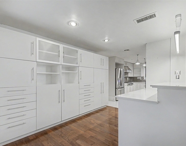 2723 Nottingham Street - Photo Thumbnail 15