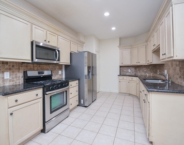 16407 N Eldridge Parkway - Photo Thumbnail 14