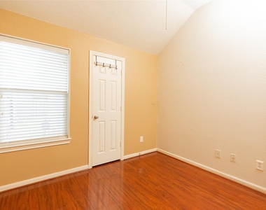 10218 W Palm Lake Drive - Photo Thumbnail 16