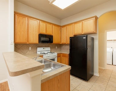 10218 W Palm Lake Drive - Photo Thumbnail 13