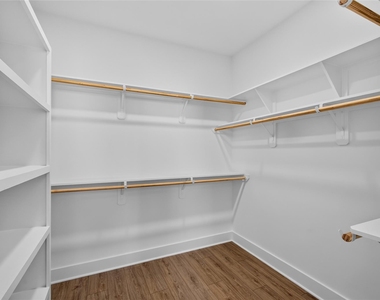 835 Rachel Street - Photo Thumbnail 15