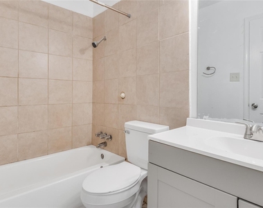 122 E Crosstimbers Street - Photo Thumbnail 10