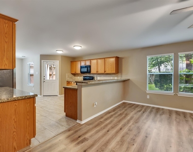 34 W Sage Creek Place - Photo Thumbnail 8
