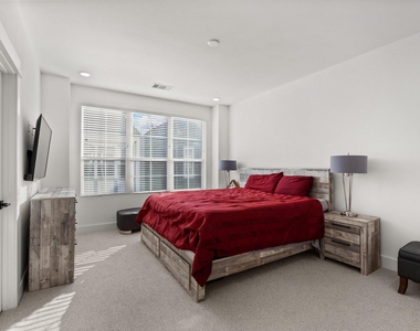 2928 Stevens Street - Photo Thumbnail 11