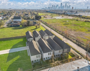 2928 Stevens Street - Photo Thumbnail 24