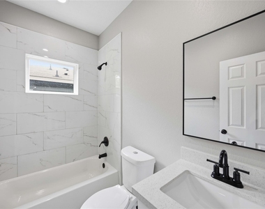 426 New Mexico Street - Photo Thumbnail 13