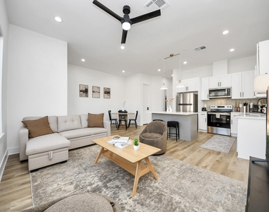 3909 Maggie Street - Photo Thumbnail 2