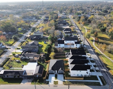 3909 Maggie Street - Photo Thumbnail 22