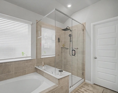 10842 Cliffs View Drive - Photo Thumbnail 23