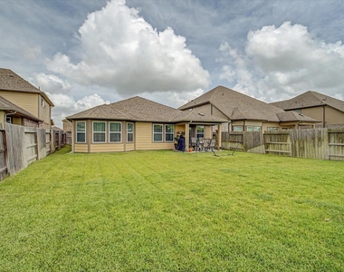 10842 Cliffs View Drive - Photo Thumbnail 41