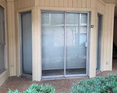 800 Post Oak Boulevard - Photo Thumbnail 2