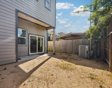2807 Wichita Street - Photo Thumbnail 29