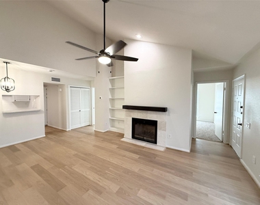 1860 White Oak Drive - Photo Thumbnail 6