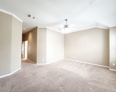 2637 W Dallas Street - Photo Thumbnail 19