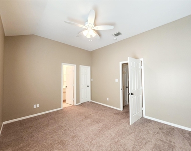 2637 W Dallas Street - Photo Thumbnail 16