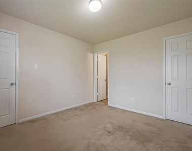 13510 Dahlia Green Way - Photo Thumbnail 27