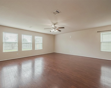 13510 Dahlia Green Way - Photo Thumbnail 8