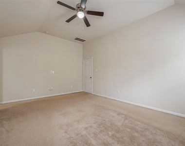 13510 Dahlia Green Way - Photo Thumbnail 38