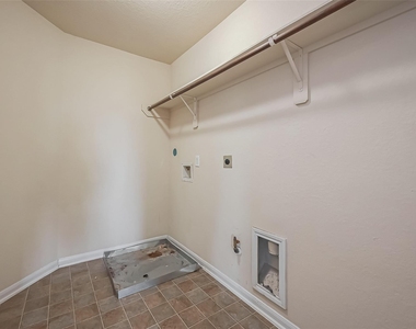 13510 Dahlia Green Way - Photo Thumbnail 21
