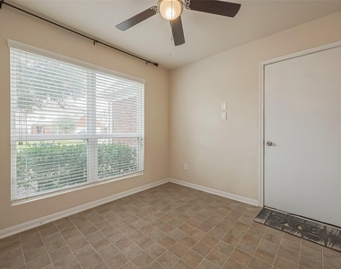 13510 Dahlia Green Way - Photo Thumbnail 17