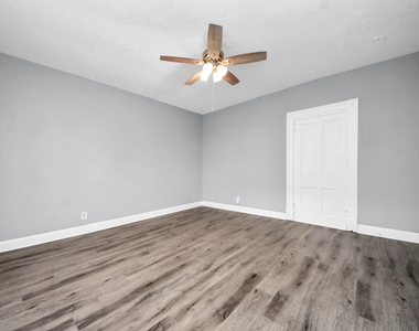 2502 Saltus Street - Photo Thumbnail 5