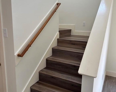 9854 Farrell Drive - Photo Thumbnail 5