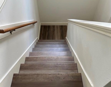9854 Farrell Drive - Photo Thumbnail 11