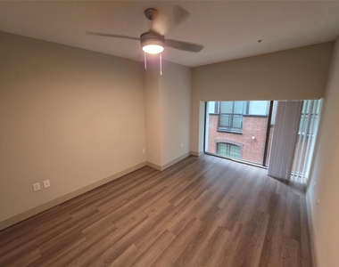 3616 Richmond - Photo Thumbnail 5