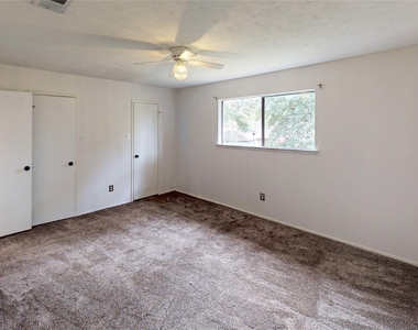 3819 Brook Shadow Drive - Photo Thumbnail 23