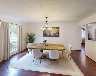 3819 Brook Shadow Drive - Photo Thumbnail 4