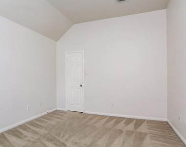 8903 Rolling Rapids Road - Photo Thumbnail 11