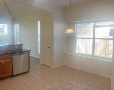 8903 Rolling Rapids Road - Photo Thumbnail 3
