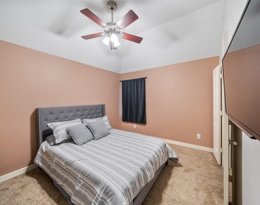 15311 Kenny Drive - Photo Thumbnail 17