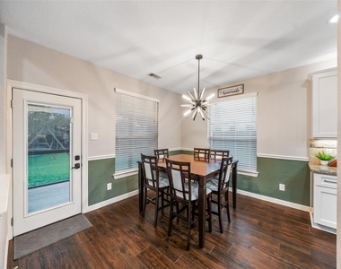 15311 Kenny Drive - Photo Thumbnail 11