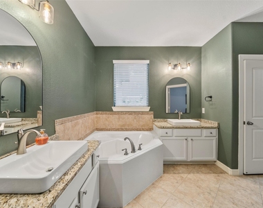 15311 Kenny Drive - Photo Thumbnail 25