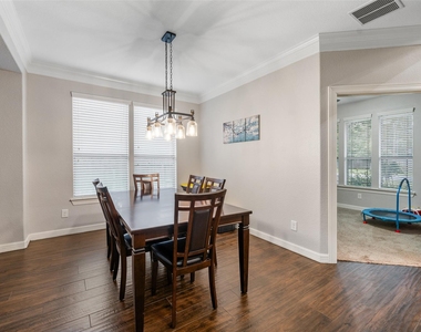 15311 Kenny Drive - Photo Thumbnail 12