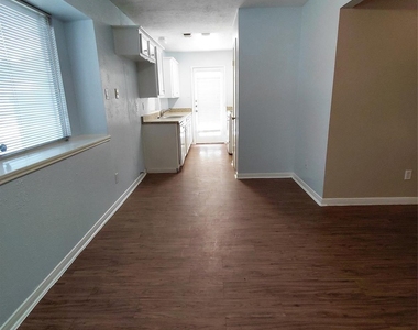3203 Mourning Dove Drive - Photo Thumbnail 6