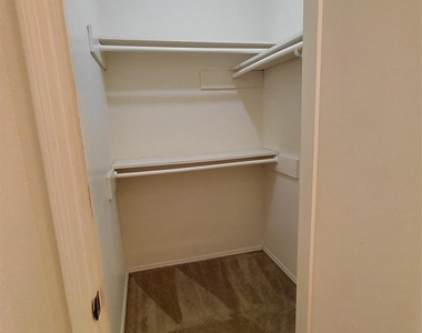 3203 Mourning Dove Drive - Photo Thumbnail 22