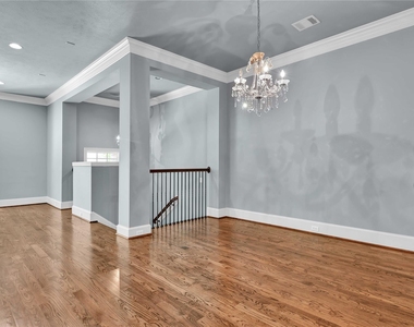 4631 Regent Manor Drive - Photo Thumbnail 1