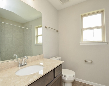 3931 Moreland Branch Lane - Photo Thumbnail 2