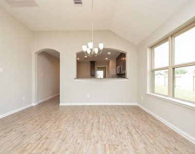 3931 Moreland Branch Lane - Photo Thumbnail 11