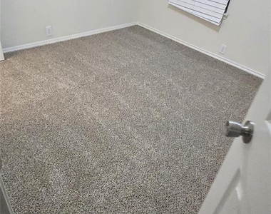 10623 Sugar Trace Drive - Photo Thumbnail 42