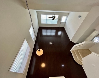 10623 Sugar Trace Drive - Photo Thumbnail 16