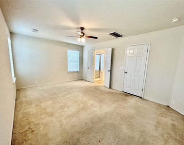 10623 Sugar Trace Drive - Photo Thumbnail 24