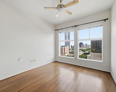 3505 Sage Road - Photo Thumbnail 4