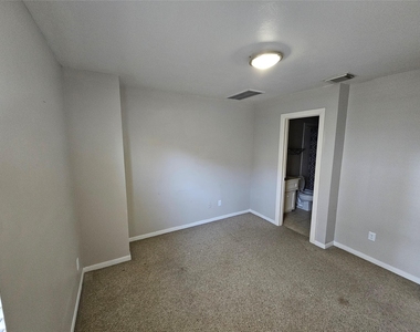 1271 W 17th Street - Photo Thumbnail 28