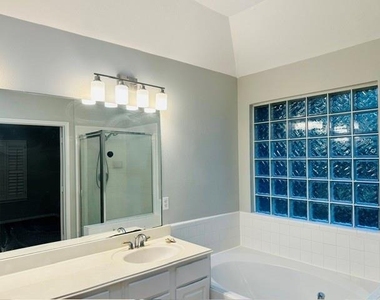 11405 White Forge Court - Photo Thumbnail 19
