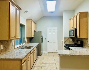 11405 White Forge Court - Photo Thumbnail 10