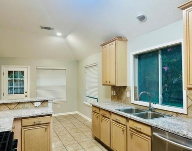 11405 White Forge Court - Photo Thumbnail 16