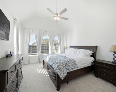 5022 Matador Lane - Photo Thumbnail 14